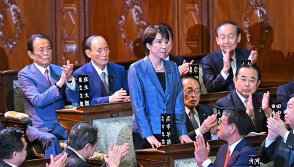 女性初の首相に高市早苗氏第１０４代内閣総理大臣